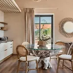 Zeus Exclusive Villa *