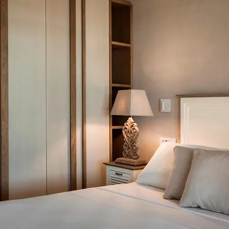 Zeus Exclusive Villa
