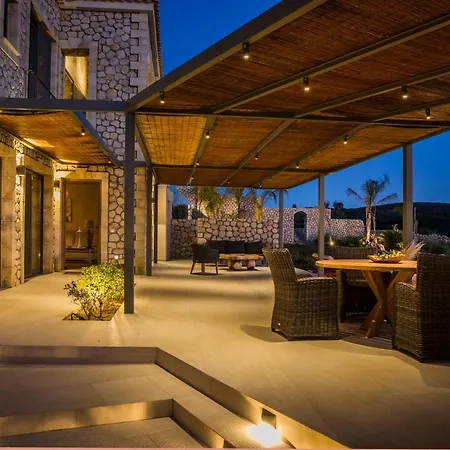 Villa Zeus Exclusive Spartià