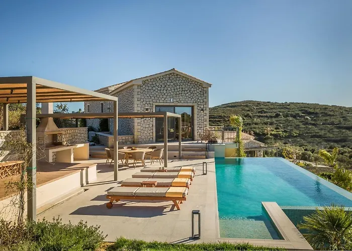 Zeus Exclusive Villa *