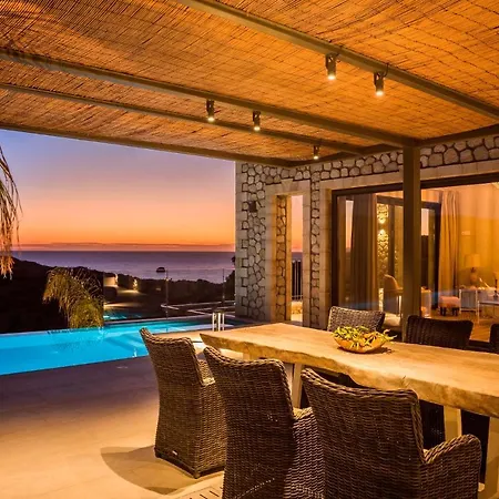 Willa Zeus Exclusive *